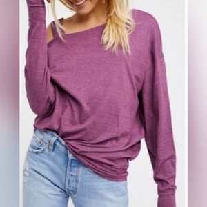 We The Free Saratoga off‎ shoulder purple top
